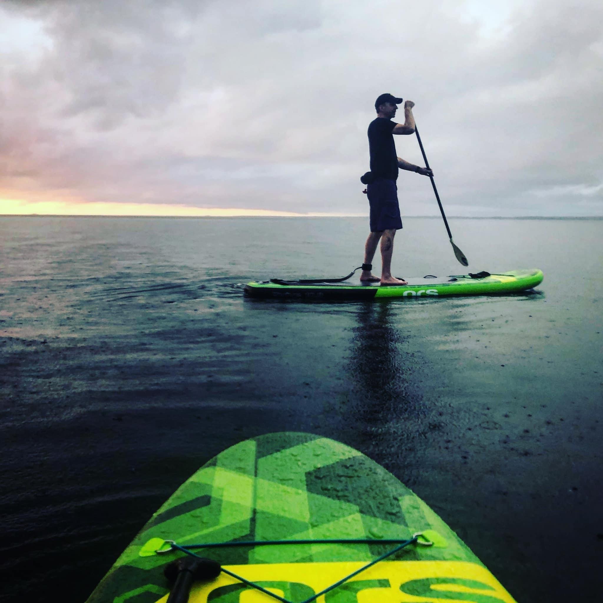 Guided Stand up Paddle Board + Photo Session - Image 10