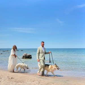 "Love & Leashes" – Dog Companion Service